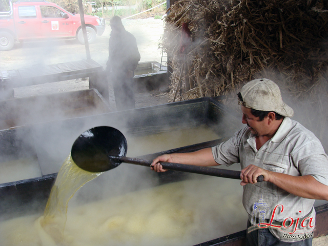 Jugo de caña expuesto al calor