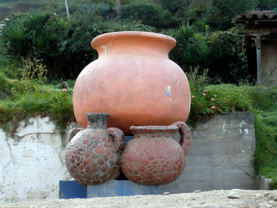 Artesanías Cera, Cerámica. Parroquia Taquil. Provincia de Loja. Ecuador. Proyecto Tturuwasi.